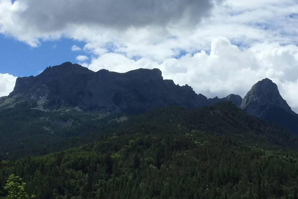 ז'וסייר Maison Neuve Proche De Barcelonnette מראה חיצוני תמונה