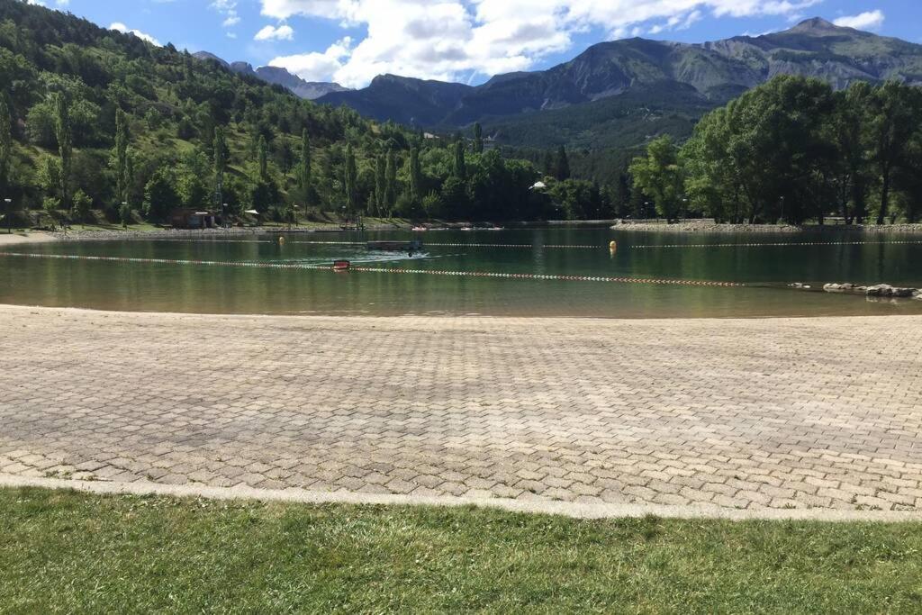 ז'וסייר Maison Neuve Proche De Barcelonnette מראה חיצוני תמונה