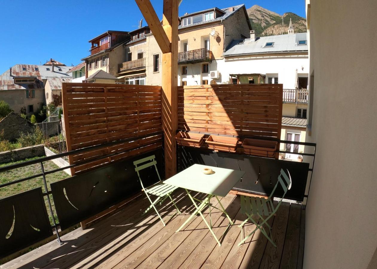 ז'וסייר Maison Neuve Proche De Barcelonnette מראה חיצוני תמונה